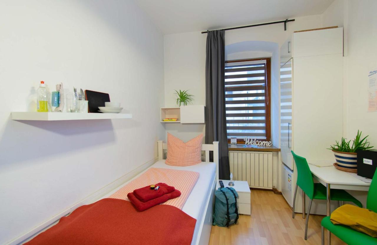 Absteige Innsbruck- Zentrale Ferienapartments Exterior photo