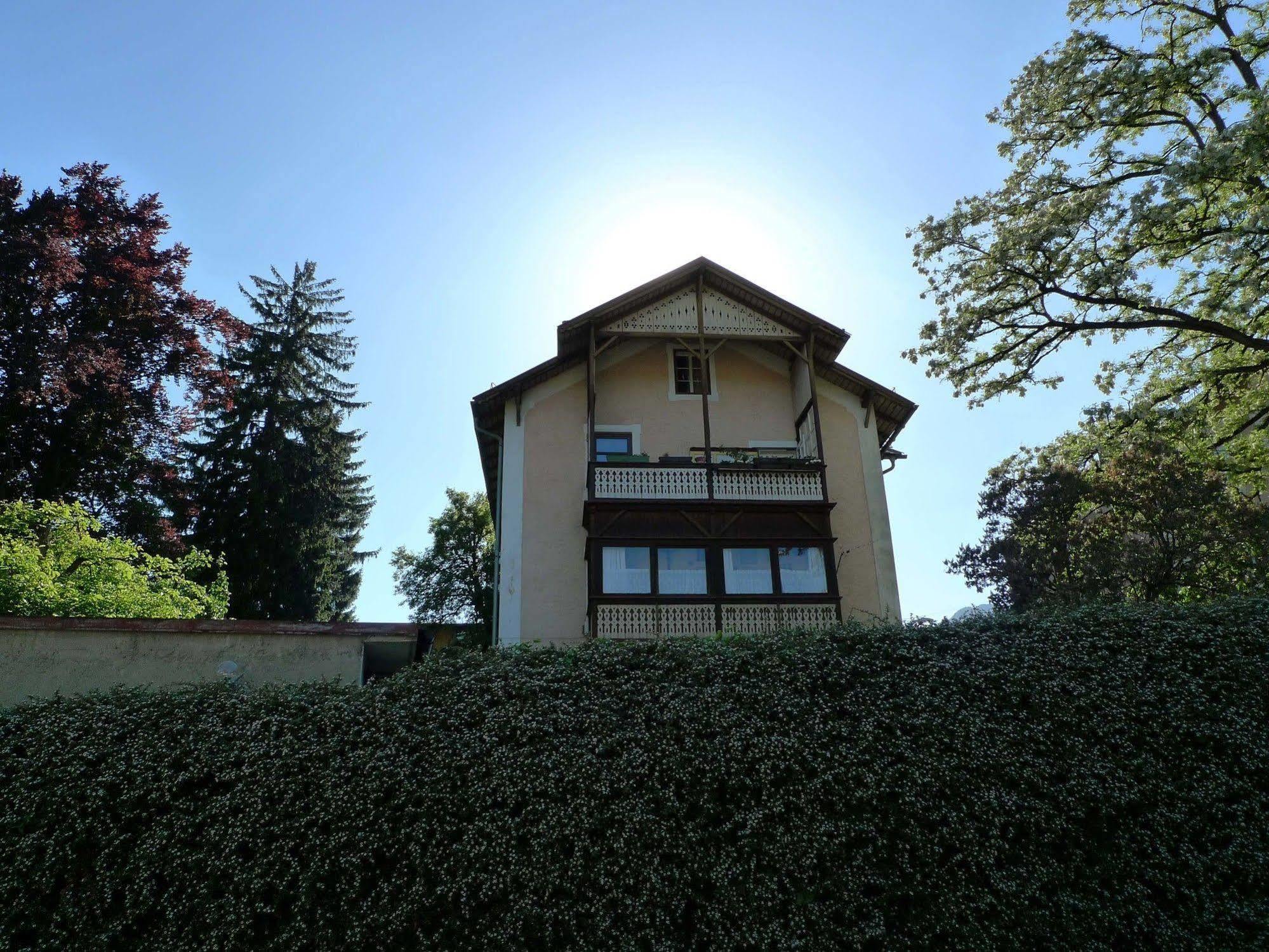 Absteige Innsbruck- Zentrale Ferienapartments Exterior photo